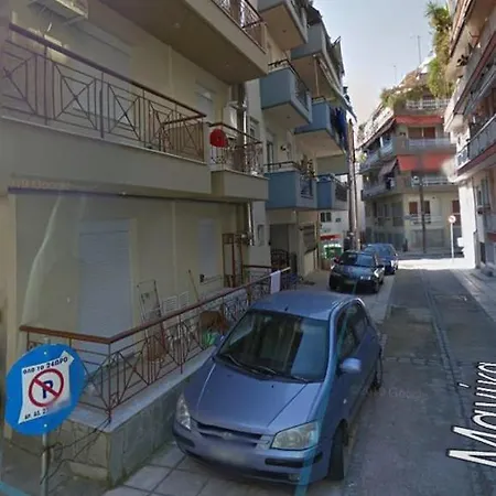 3 Min From Central Station Free Parking Apartment